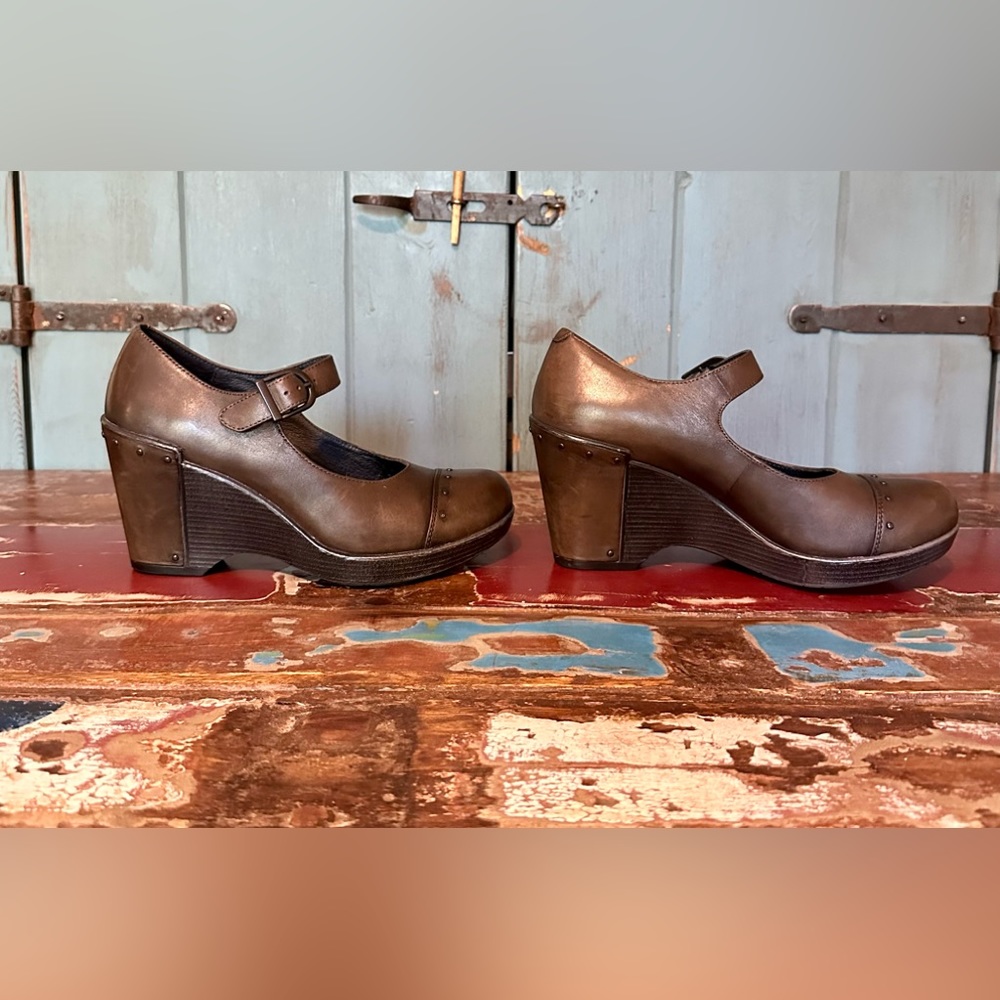Dansko Leather Platform Maryjane - Picture 2 of 8